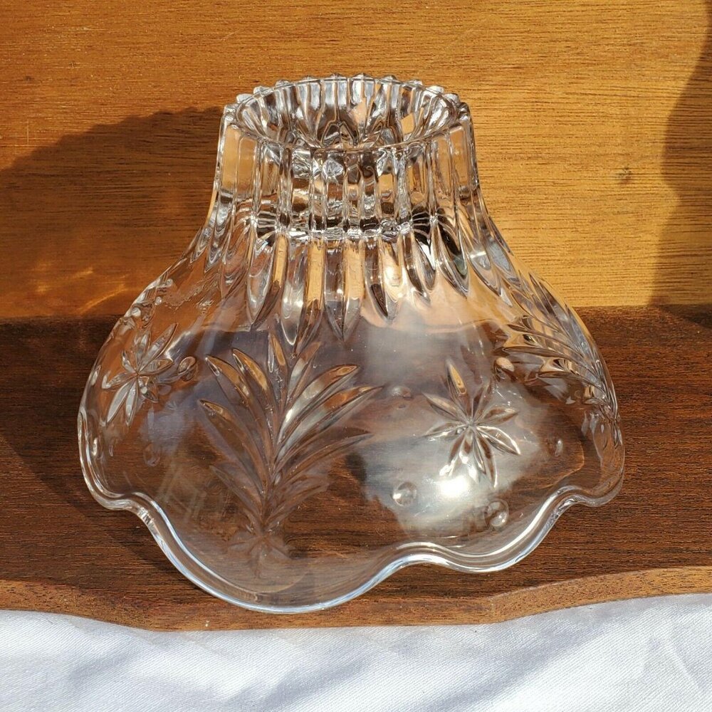 Mikasa Christmas Night Bowl 6" Crystal Celebration star & holiday tree - Picture 3 of 10